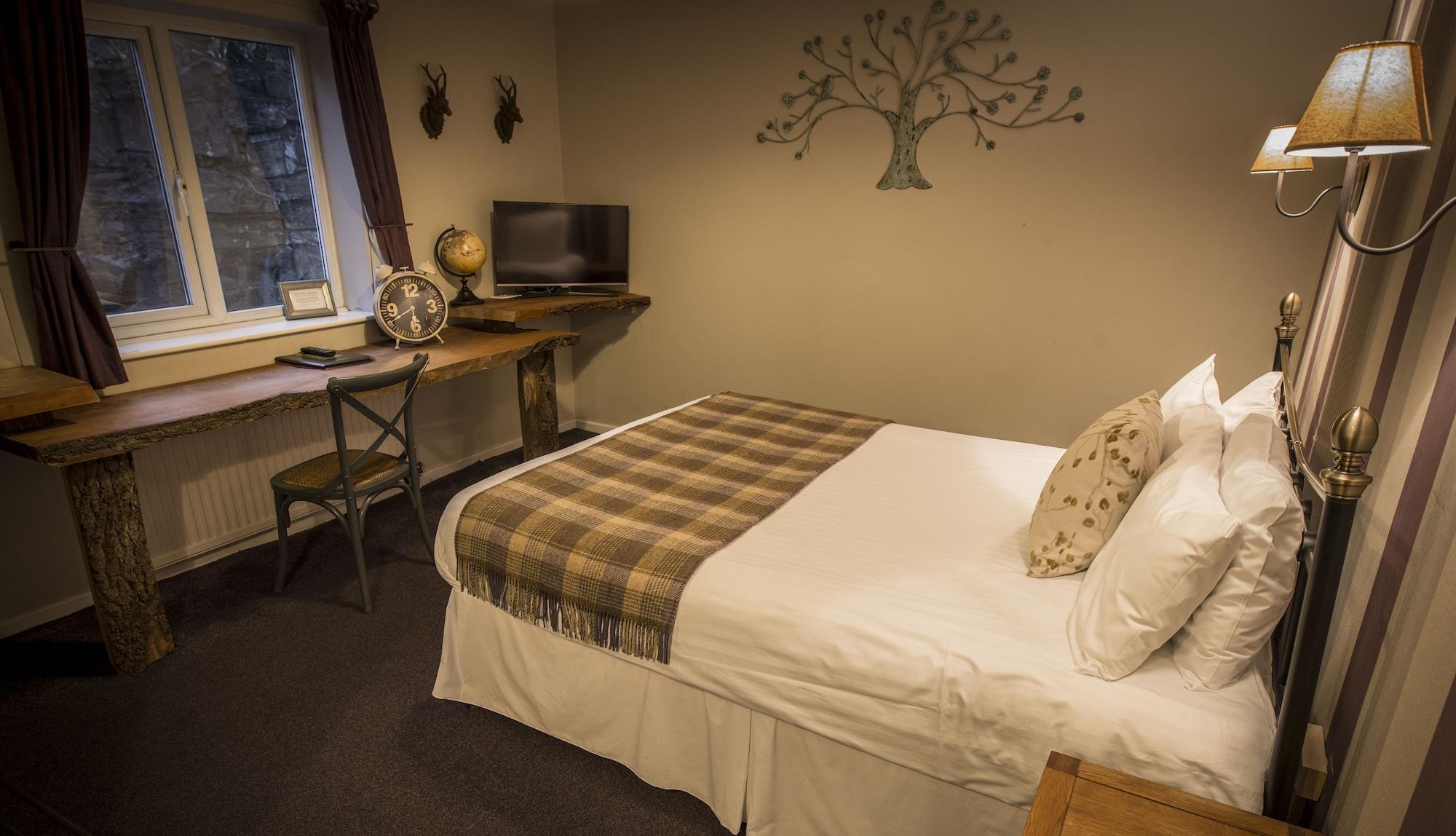 The New Hobbit Guest House Sowerby Bridge Bagian luar foto
